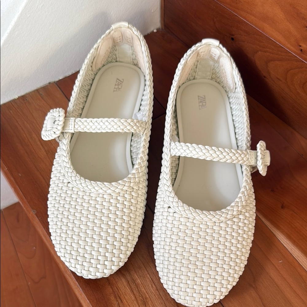 White Braided Shoes - Picture 2 of 5